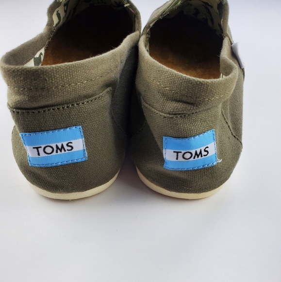 NWOB Men's Toms Classic Canvas Olive Green - Picture 3 of 5